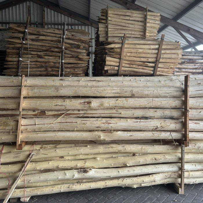 Robinia paal ø 16-18 cm