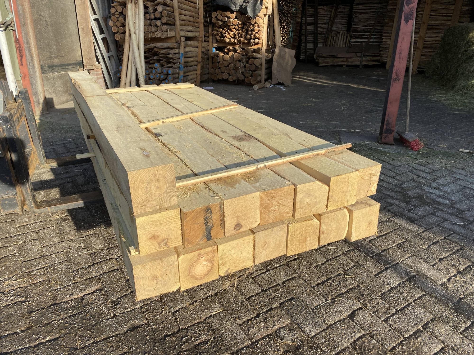 Robinia paal 15x15