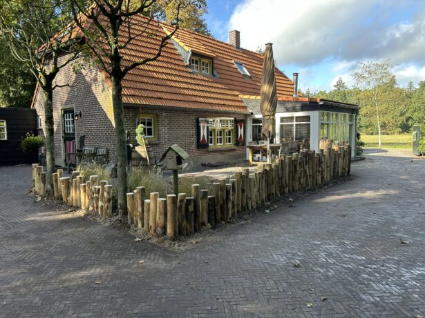 Afscheiding kastanje palen